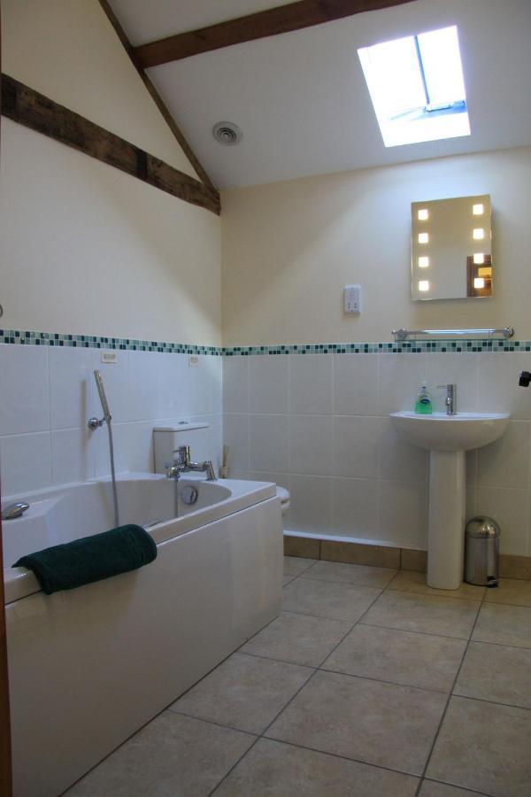The Granary Self Catering Cottage Shrewsbury Exterior foto